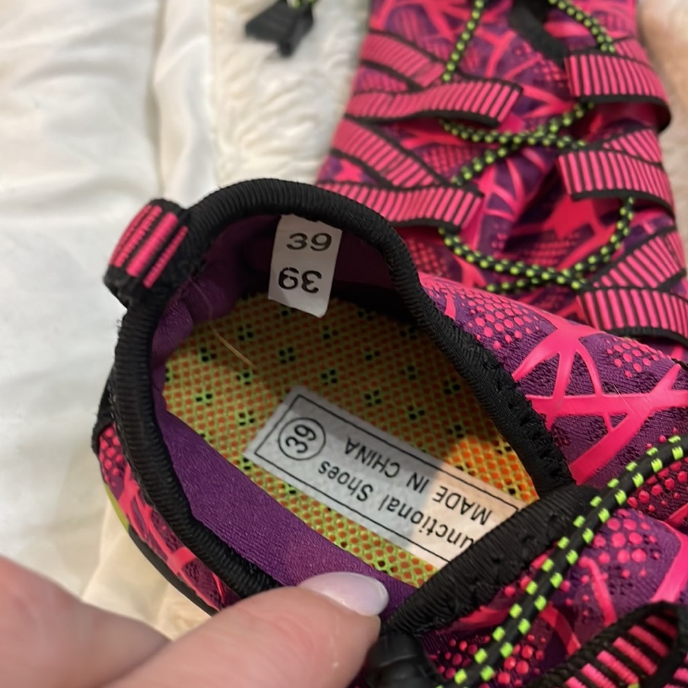 Pink Running Shoes - Picture 4 of 5